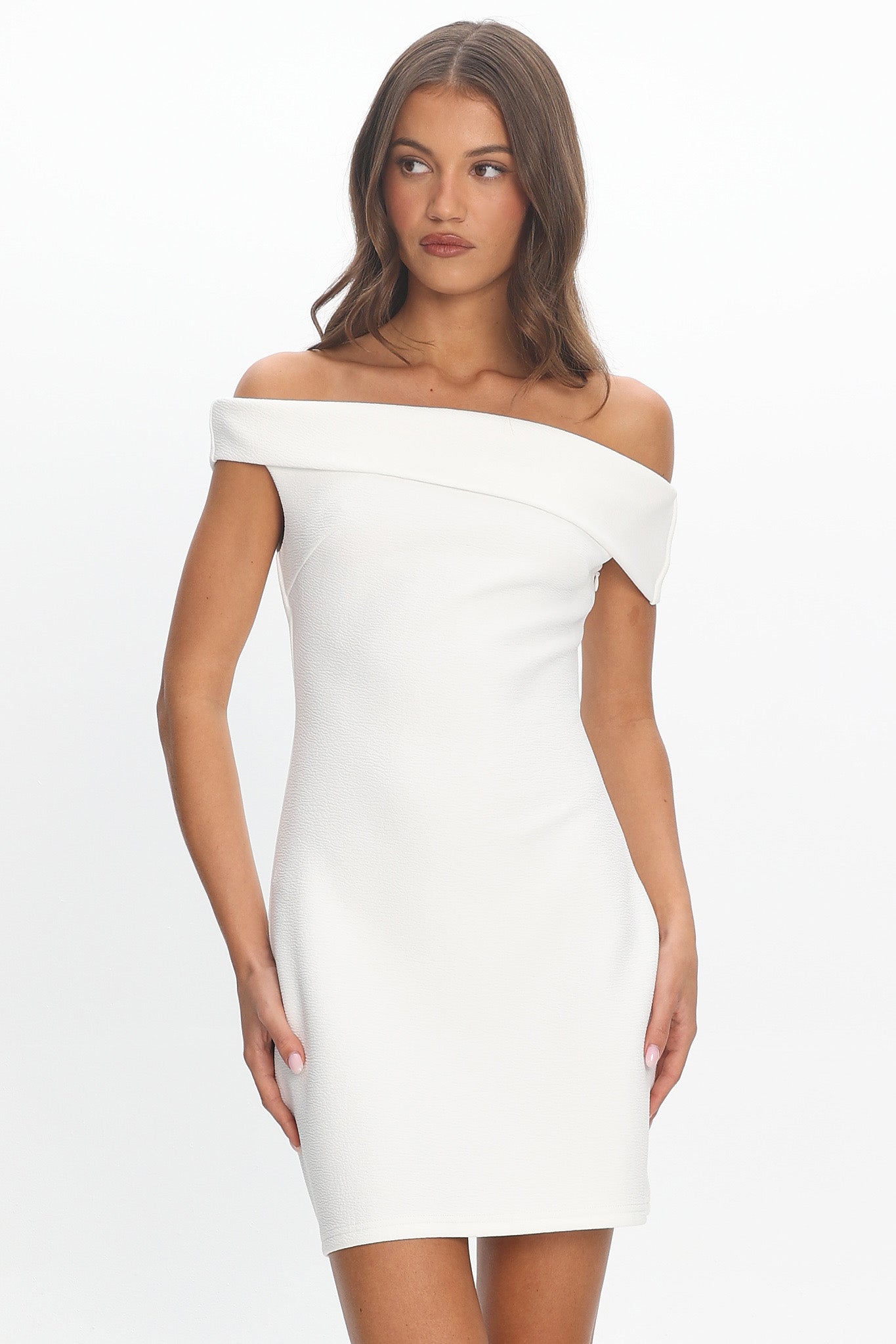Apr猫s Off-Shoulder Mini Dress 鈥?White